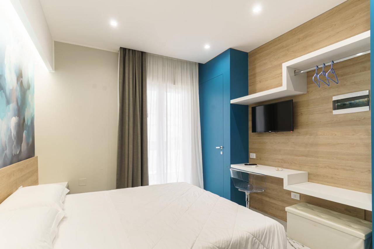 Nuvole Apartment Near The Beach Trani Exteriör bild