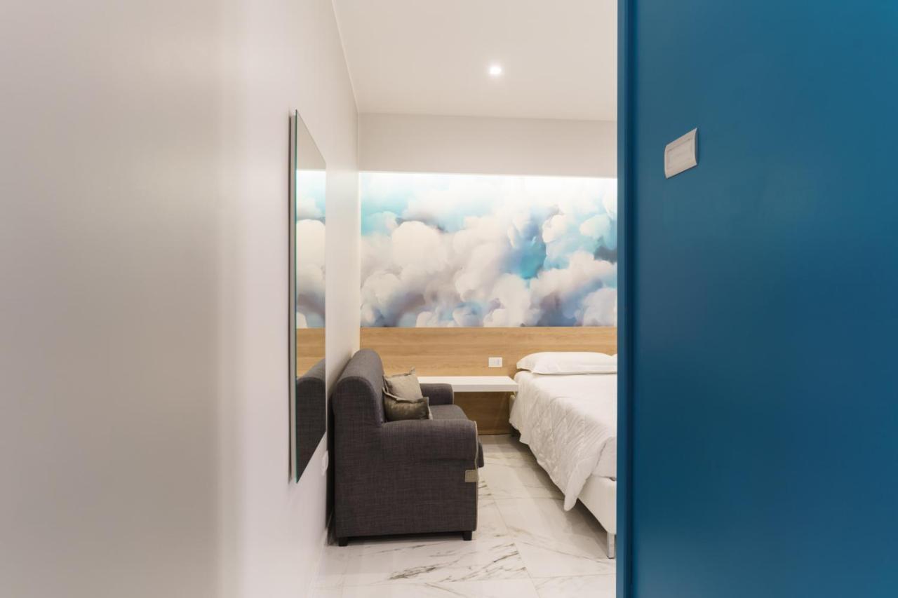 Nuvole Apartment Near The Beach Trani Exteriör bild